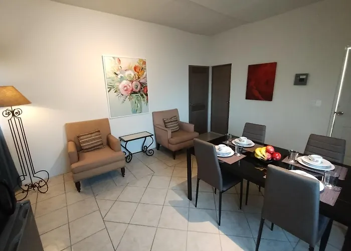 Tres Migueles, Departamento Alaain, Cerca De La Marina, Zona Turistica Y Playa Apartamento